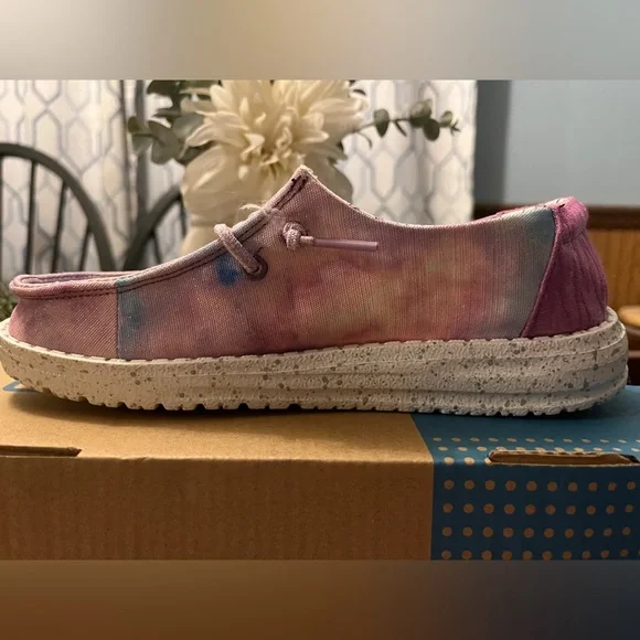 Girls Hey Dude Wendy ‘Unicorn Dreamer’ - Size 3 - NWT - Picture 3 of 5